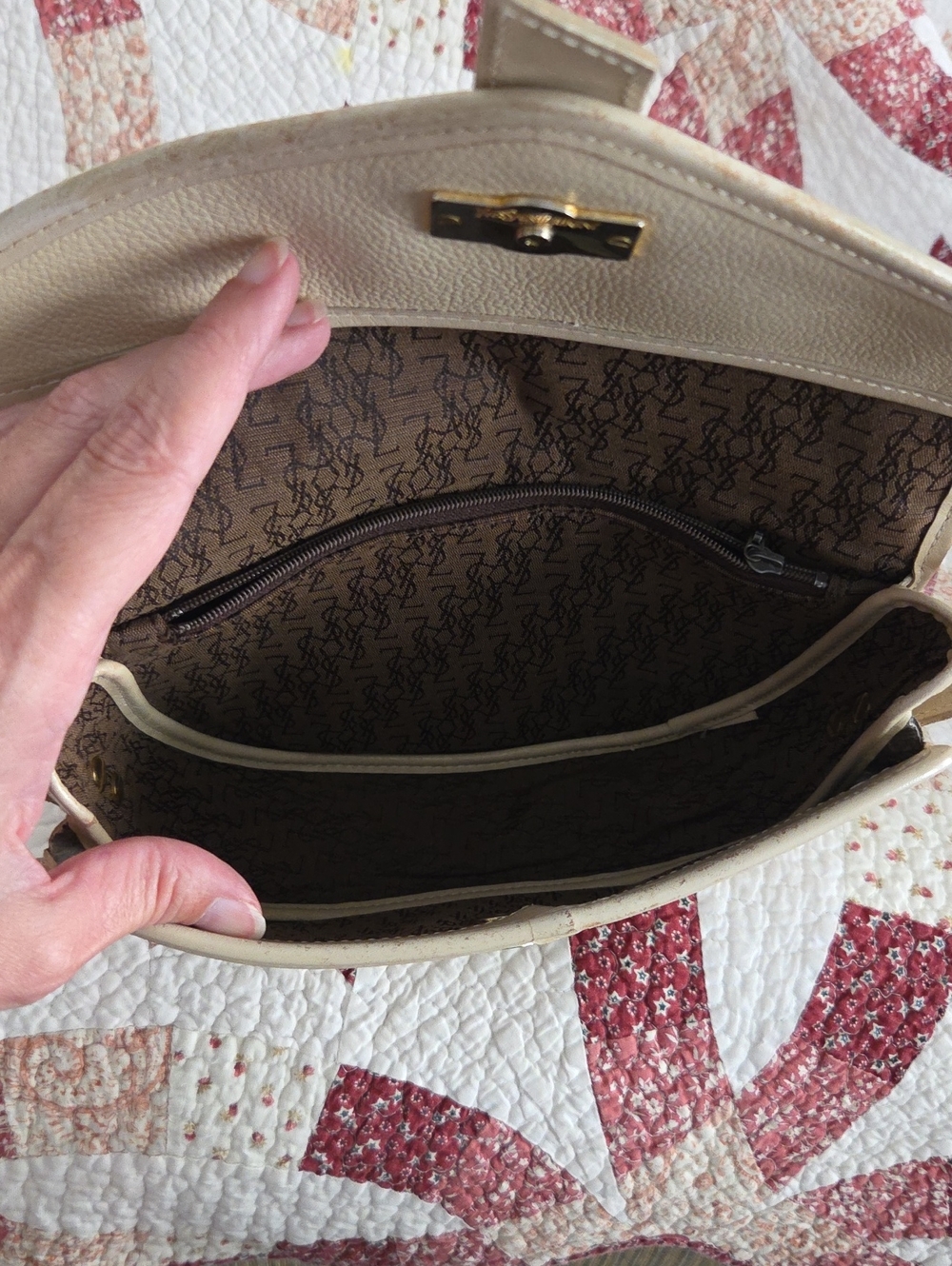 YSL Women's Cream Leather Crossbody Bag - Elegant Neutral crossbody  Bag - Picture 9 of 10